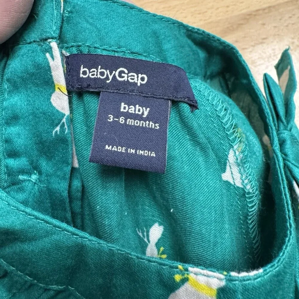Baby Gap Girl Easter Bunny Printed 100% Cotton Blouse size 3-6 Months